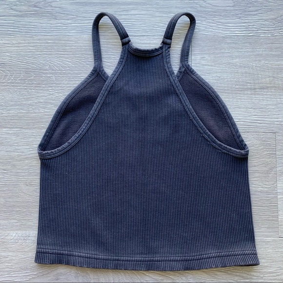 NEW Happiness Runs Crop - Picture 2 of 6